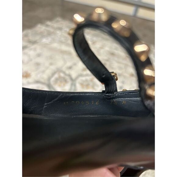 STUART WEITZMAN GOLD STUD KITTEN HEEL BLACK PUMPS - Picture 11 of 12